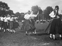 Lietuvos jaunimo delegacijos pasirodymas Pabaltijo tautinės kultūros šventėje Taline, 1926 m.