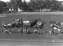 Lietuvos jaunimo delegacija (centre) Pabaltijo tautinės kultūros šventėje Taline, 1926 m.