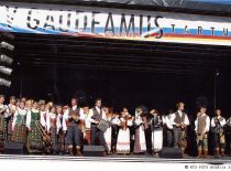 KTU tautinio meno ansamblis „Nemunas“ festivalyje „Gaudeamus“ Tartu, 2006 m. (R. Misiukonio nuotr.)