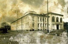 KTU profesoriaus Vokietijos archyve aptiktose nuotraukose – Lietuvos universiteto ištakas menantis pastatas prieš 100 metų
