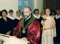 1998 m. lapkričio 3 d. KTU rektorius prof. K. Kriščiūnas skelbia Panevėžio instituto įsteigimo pradžią.