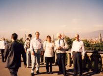 Prof. A. Matukonis su kolegomis Vienoje, 1995 m. ( Iš A. Vitkausko archyvo)