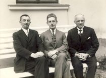 Prof. S. Kolupaila su kolegomis, 1936 m. (KTU muziejaus nuosavybė)
