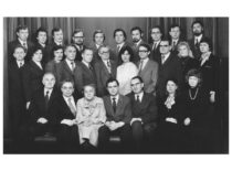 Bendrosios elektrotechnikos katedros darbuotojai, 1982 m. (prof. S. Masioko archyvas)