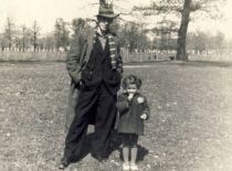 Kęstutis Sasnauskas su dukra Laimute, 1954 m. (Iš Sasnauskų šeimos archyvo)