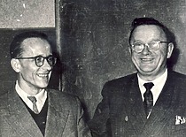 Vilniaus universiteto rektorius Jonas Kubilius ir Kauno politechnikos instituto rektorius K. Baršauskas bendradarbiavo steigiant KPI filialą Vilniuje 1961 m. (Originalas – KTU muziejuje)