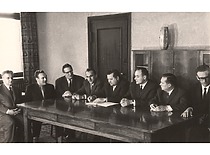 KPI rektoratas, 1966 m. Nuotraukoje (iš kairės): R. Chomskis, P. Švenčianas, H. Petrusevičius, Č. Jakimavičius, rektorius M. Martynaitis, J. Deltuva, K. Paulauskas (KTU muziejus)