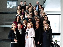 KTU Maisto instituto kolektyvas su direktore prof. Alvija Šalašavičiene (centre) 2019 m. (KTU fotoarchyvas, J. Klėmano nuotr.)