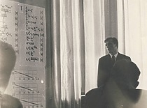 A. Žiliukas gina technikos mokslų kandidato (dabar – daktaro) disertaciją, 1968 m. (Prof. A. Žiliuko šeimos archyvas)