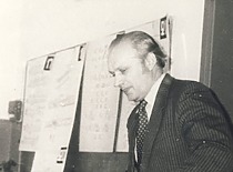 Doc. A. Žiliukas gina daktaro (dabar – habilituoto daktaro) disertaciją S. Koroliovo aviacijos institute, Samaroje, 1989 m. (Prof. A. Žiliuko šeimos archyvas)