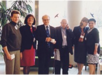 Prof. I. Leliūgienė su užsienio &scaron;alių socialinės pedagogikos mokslininkais konferencijoje Mykolo Romerio universitete, 2014 m. (Prof. I. Leliūgienės asmeninis archyvas)