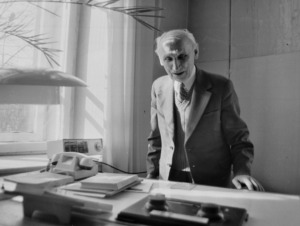 Prof. J. Indriūnas 1980 m. (KTU archyvas)