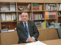 Prof. A. Federavičius &ndash; KTU Mechanikos ir mechatronikos fakulteto dekanas, 2009 m. (J. Klėmano nuotr., KTU fotoarchyvas)
