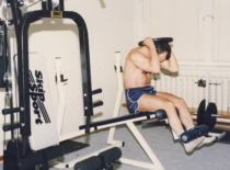 Prof. A. Fedaravičius sportuoja sporto salėje, 2009 m. (Prof. A. Fedaravičiaus &scaron;eimos archyvas)