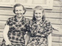 V. Zelionkaitė su brolio žmona Alina, 1954 m. (Prof. V. Zelionkaitės &scaron;eimos archyvas)