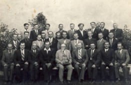 Prof. Vytautui Mošinskiui atminti