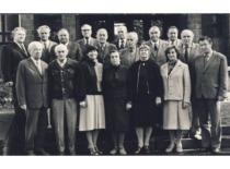 KPI Cheminės technologijos fakulteto taryba, 1986 m. 1-oje eilėje (i&scaron; kairės): B. Stulpinas, A. Paulauskas, O. Petro&scaron;evičiūtė, V. Zelionkaitė, L. Iva&scaron;kevičienė, E. Rinkevičienė, V. Janickis; 2-oje eilėje (i&scaron; kairės): S. Kutkevičius, J. Vitkus, M. Martynaitis, J. Venskevičius, J. Janickis, J. Bernatonis, K. Sasnauskas, R. Baltru&scaron;is, B. Milukas, J. Degutis. (KTU muziejus)