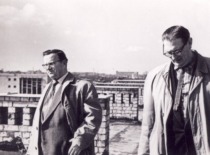 KPI rektorius K. Bar&scaron;auskas su prorektoriumi H. Petrusevičiumi apžiūri studentų miestelio statybas, 1963 m. (KTU muziejus)