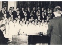 KPI akademinio choro koncertas III rūmuose, 1960 m. Diriguoja B. Mačikėnas. (KTU muziejus)
